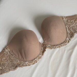 Natori Feathers Strapless Convertible Bra